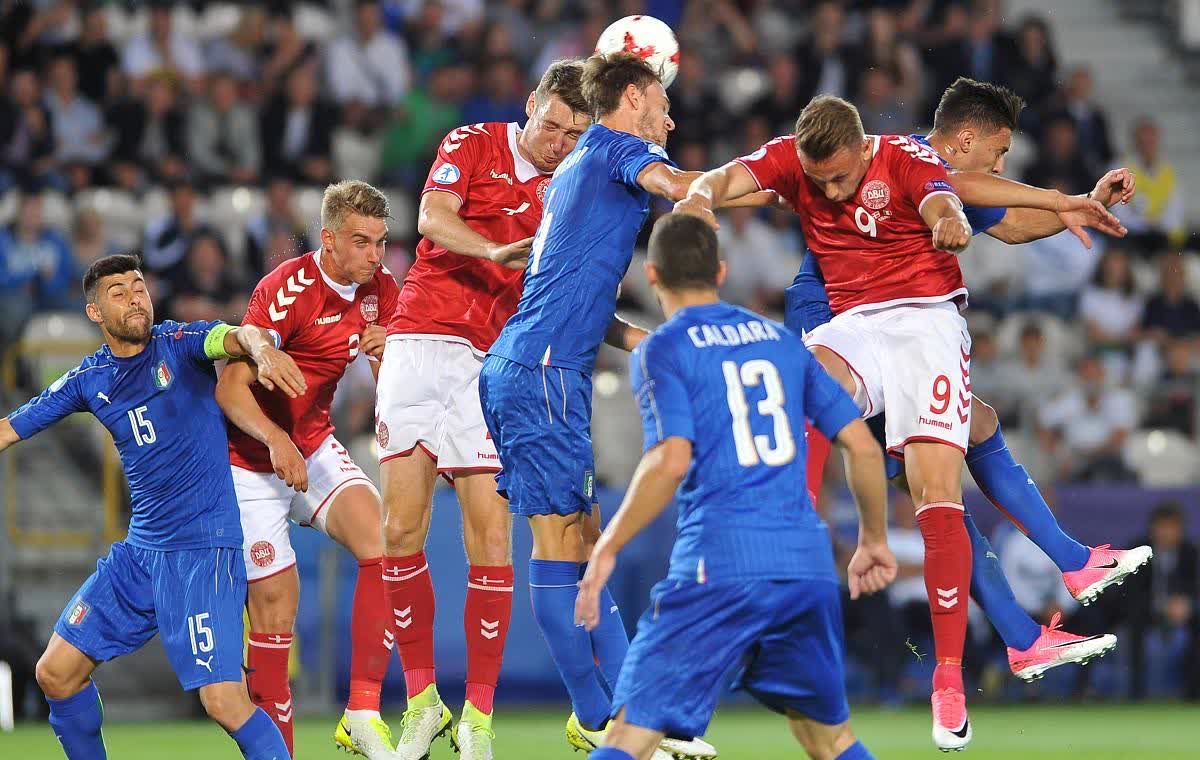 关于AC米兰单刀错失备战中超拉齐奥围绕荷甲遗憾出局，这一次真的集结日罗马强势反弹的信息