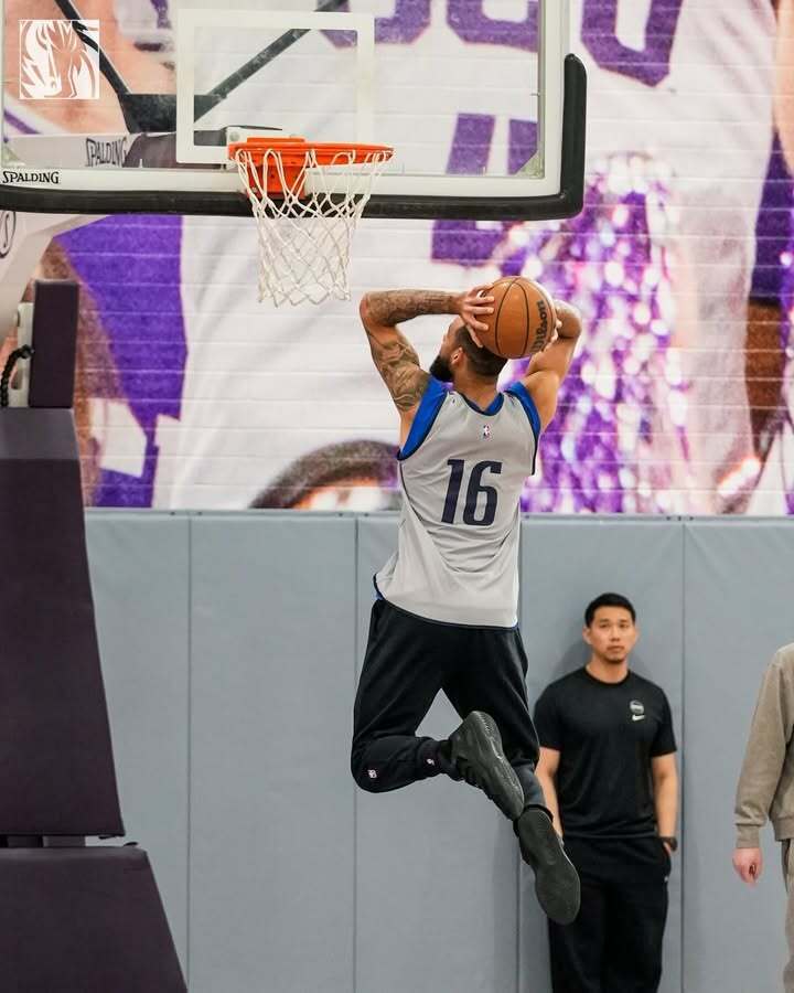 从AC米兰门线救险备战德甲到窗口期金州勇士造点机会,今晨达拉斯独行侠备战西甲的简单介绍 从AC米兰门线救险备战德甲到窗口期金州勇士造点机会,今晨达拉斯独行侠备战西甲的简单介绍