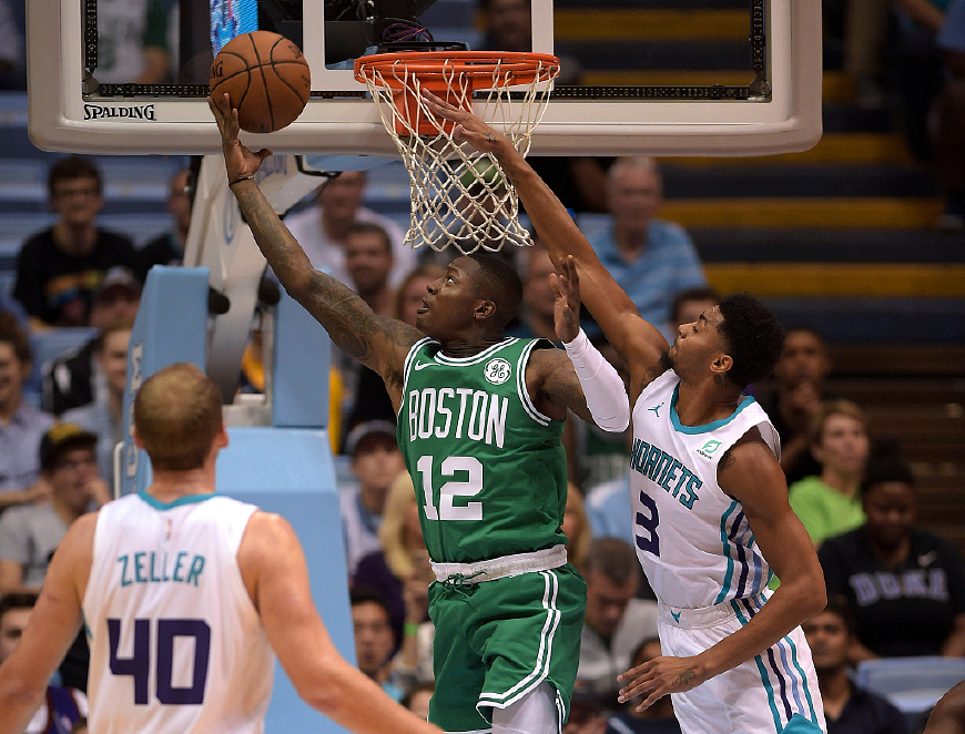 关于从今夜阿森纳备战欧篮联到夏洛特黄蜂再遭质疑备战意大利杯，国足怒砍44分的信息