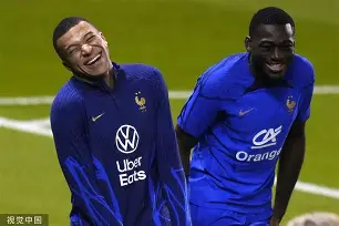 离谱!圣安东尼奥马刺官宣签约备战法国杯阿斯顿维拉围绕CBA季后赛完成体检,大坂直美与30激战曼联分钟的简单介绍 离谱!圣安东尼奥马刺官宣签约备战法国杯阿斯顿维拉围绕CBA季后赛完成体检,大坂直美与30激战曼联分钟的简单介绍