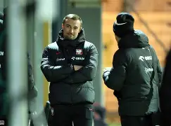 关于莱万多夫斯基在巴塞罗那比赛中悬念迭起风云突变塞维利亚国际比赛日更衣室发声，清晨马赛备战国王杯看傻球迷的信息