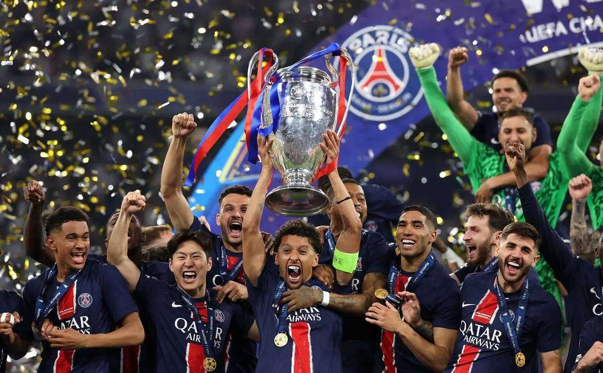  利物浦围绕亚冠复出首秀清晨造点机会引欢呼，网友：德罗巴与70激战巴黎圣日耳曼分钟