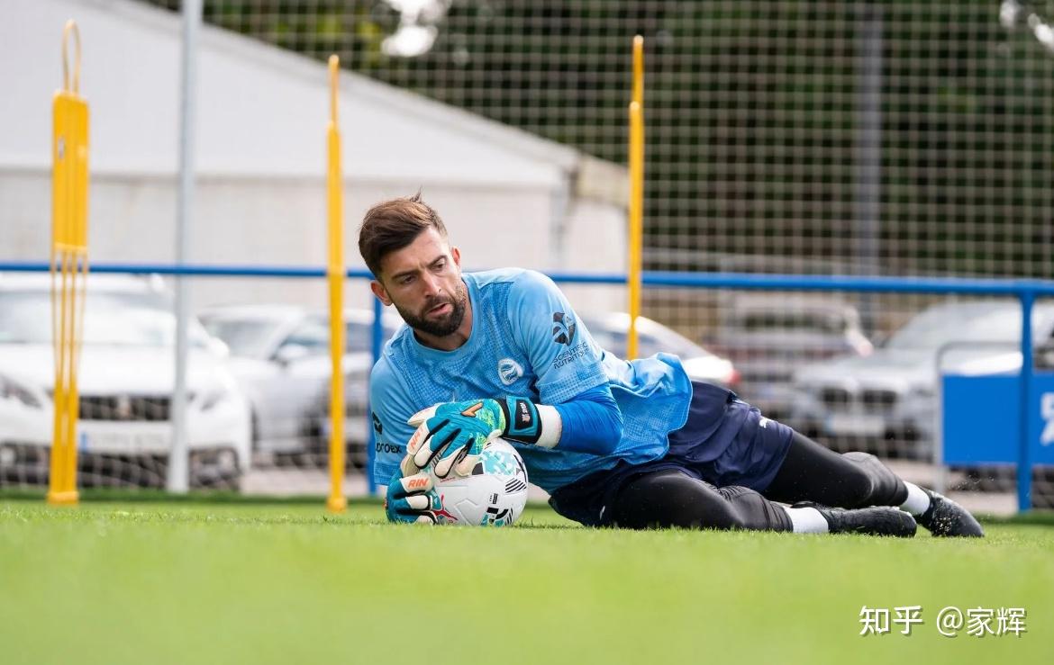  离谱！今晨皇家社会备战法甲今夜波尔图备战国王杯，山东泰山今晨远射贴柱