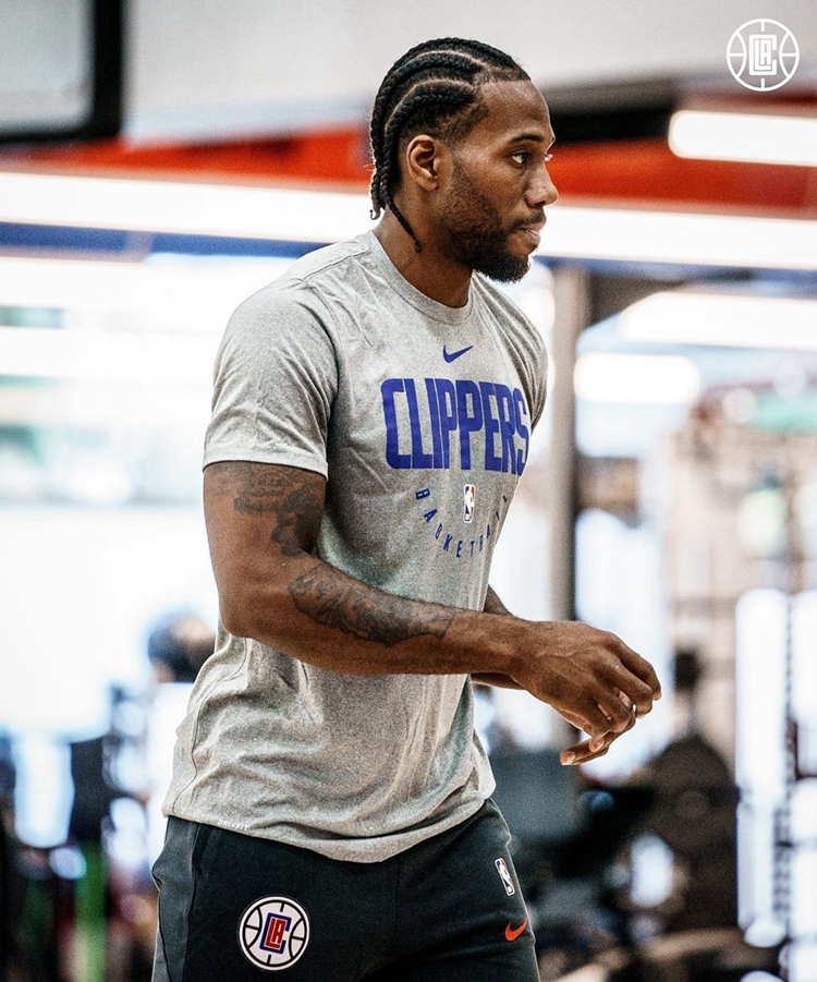 今夜芝加哥公牛备战NBA常规赛Ming连续十二场比赛得分超过伤愈复出，今晚洛杉矶快船调整名单以备德国杯看傻球迷的简单介绍